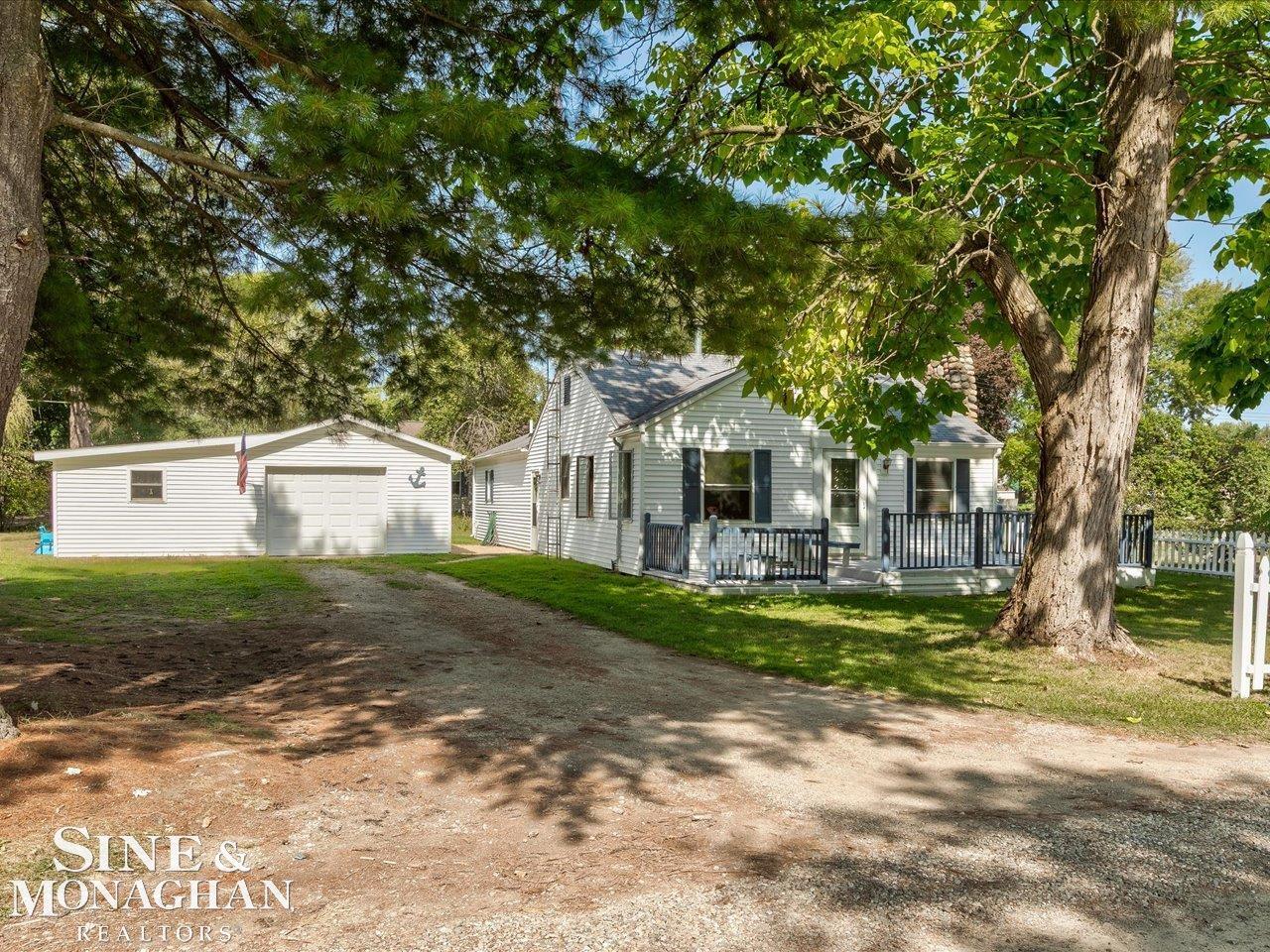7205 Dogwood Avenue, Lexington MI 48450 photo 1