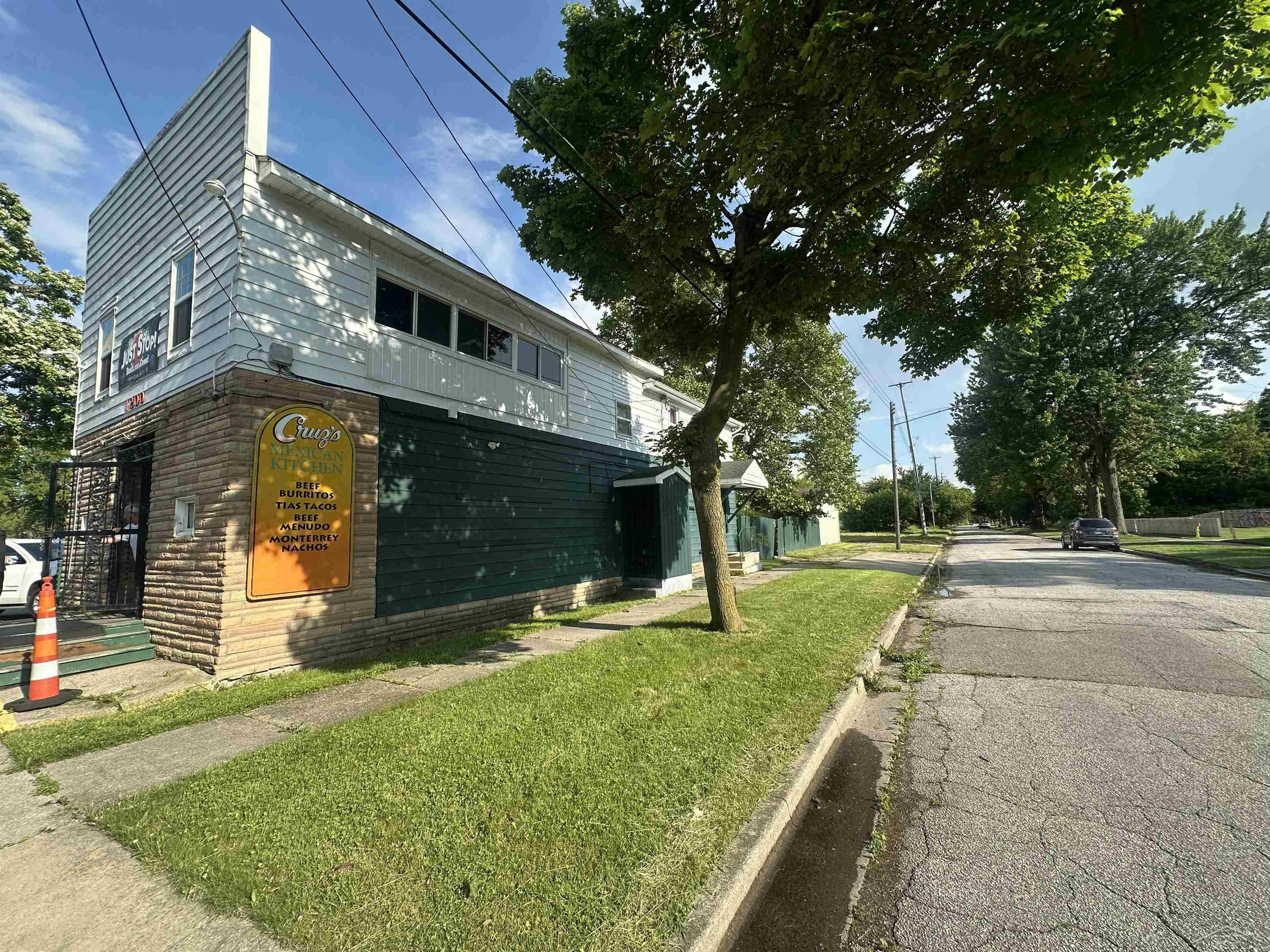 1200 Martha Street, Saginaw MI 48601 photo 1