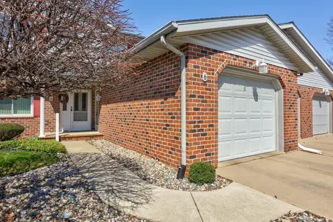 6 Wilshire Drive, Frankenmuth MI 48734 photo 3