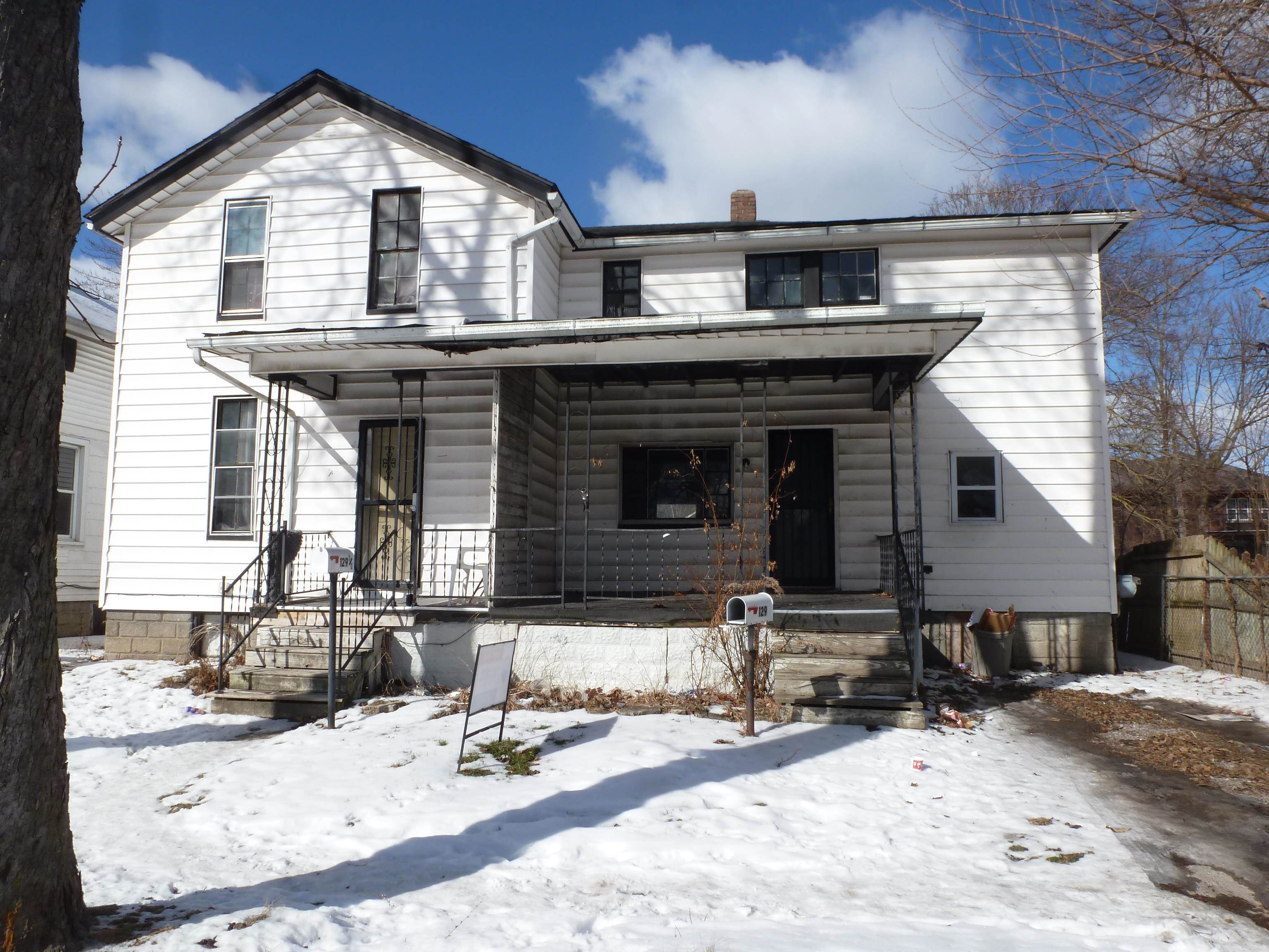 129 S Oakley Street, Saginaw MI 48602 photo 1