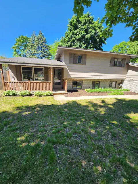 2304 Judith Court, Midland MI 48642 photo 1