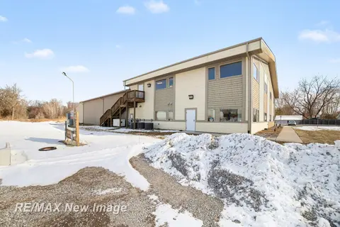 49 E Isabella Road, Midland MI 48640 photo 2