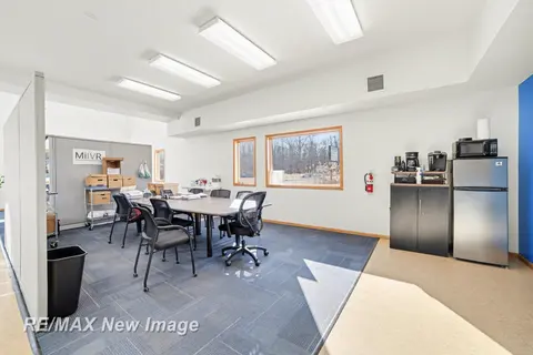 49 E Isabella Road, Midland MI 48640 photo 5