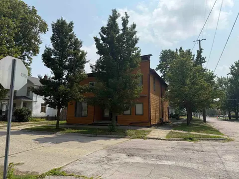 200 N Granger Street, Saginaw MI 48602 photo 1