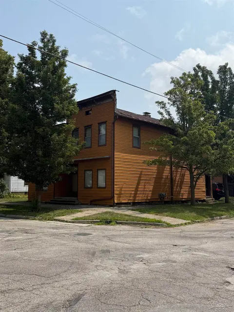 200 N Granger Street, Saginaw MI 48602 photo 2