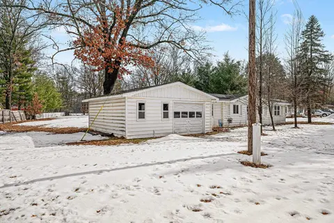 1654 Opland Road, Gladwin MI 48624 photo 1