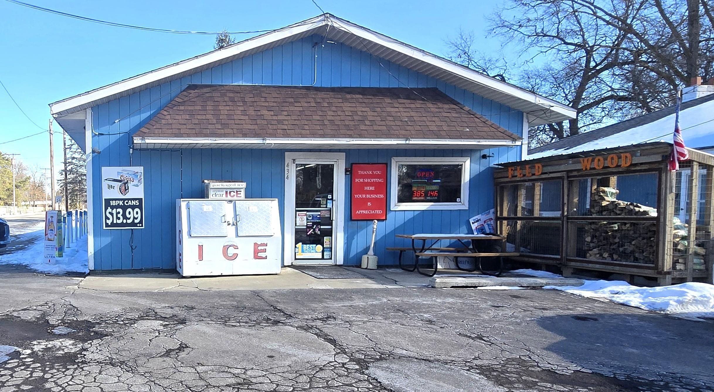 434 State Park Drive, Bay City MI 48706 photo 1