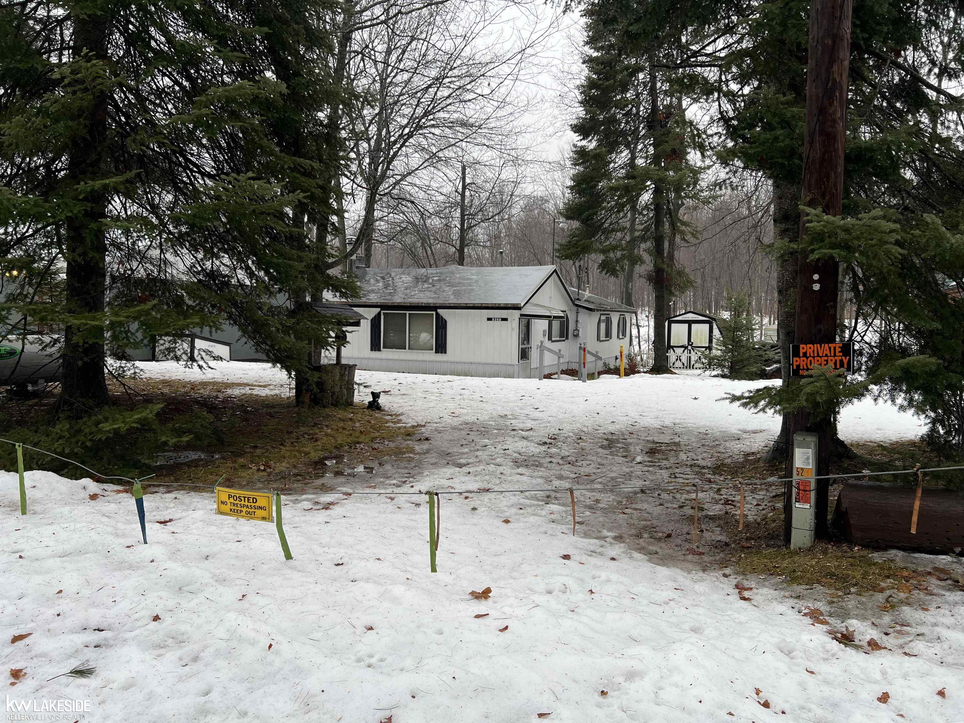 5289 Rose Street listing photo