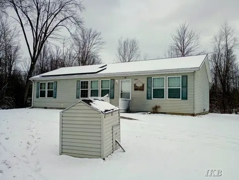 993 Easton Road, Gladwin MI 48624 photo 2