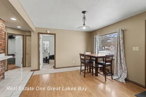 1943 Ottawa Street, Saginaw MI 48602 photo 4