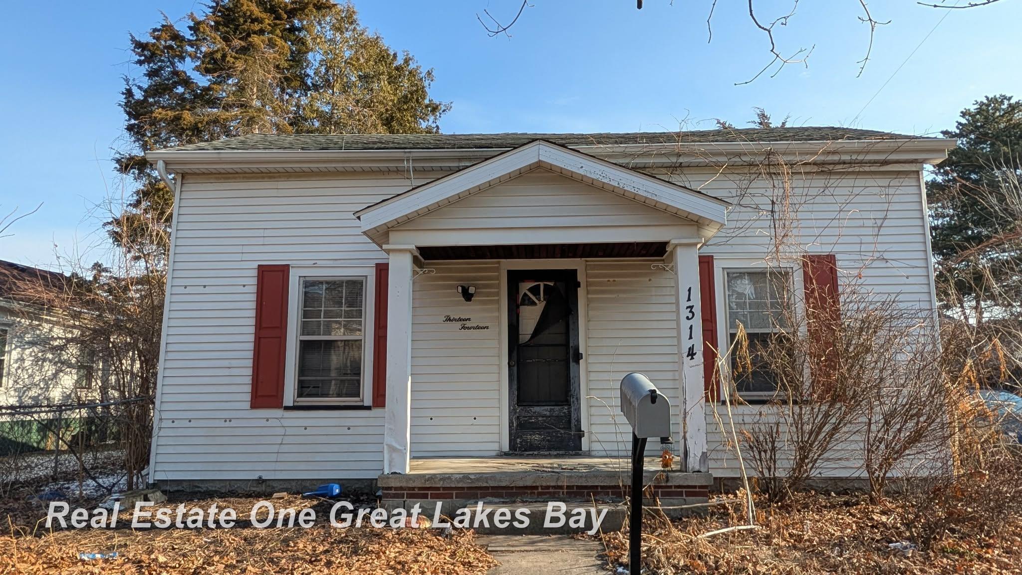1314 Adams Street, Saginaw MI 48602 photo 1