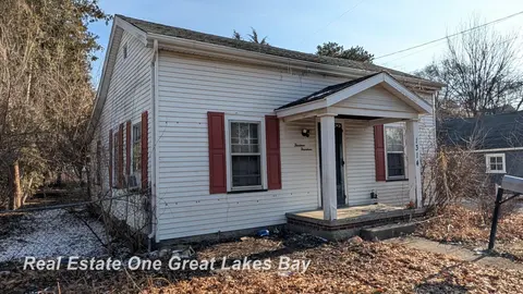 1314 Adams Street, Saginaw MI 48602 photo 2