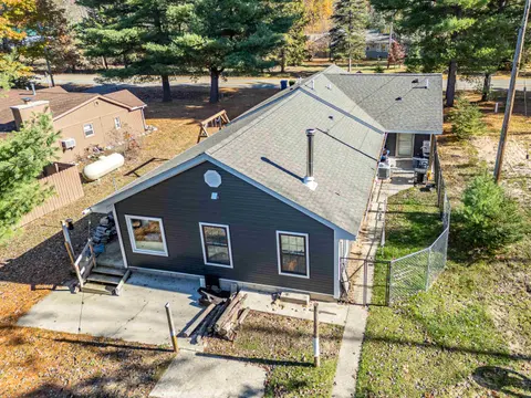 5827 Cedar Lake Road, Gladwin MI 48624 photo 3