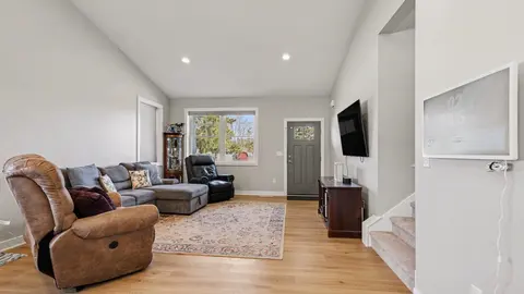 117 Francis Street, Auburn MI 48611 photo 4