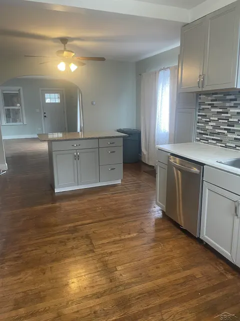 2129 N Clinton Road, Saginaw MI 48602 photo 3