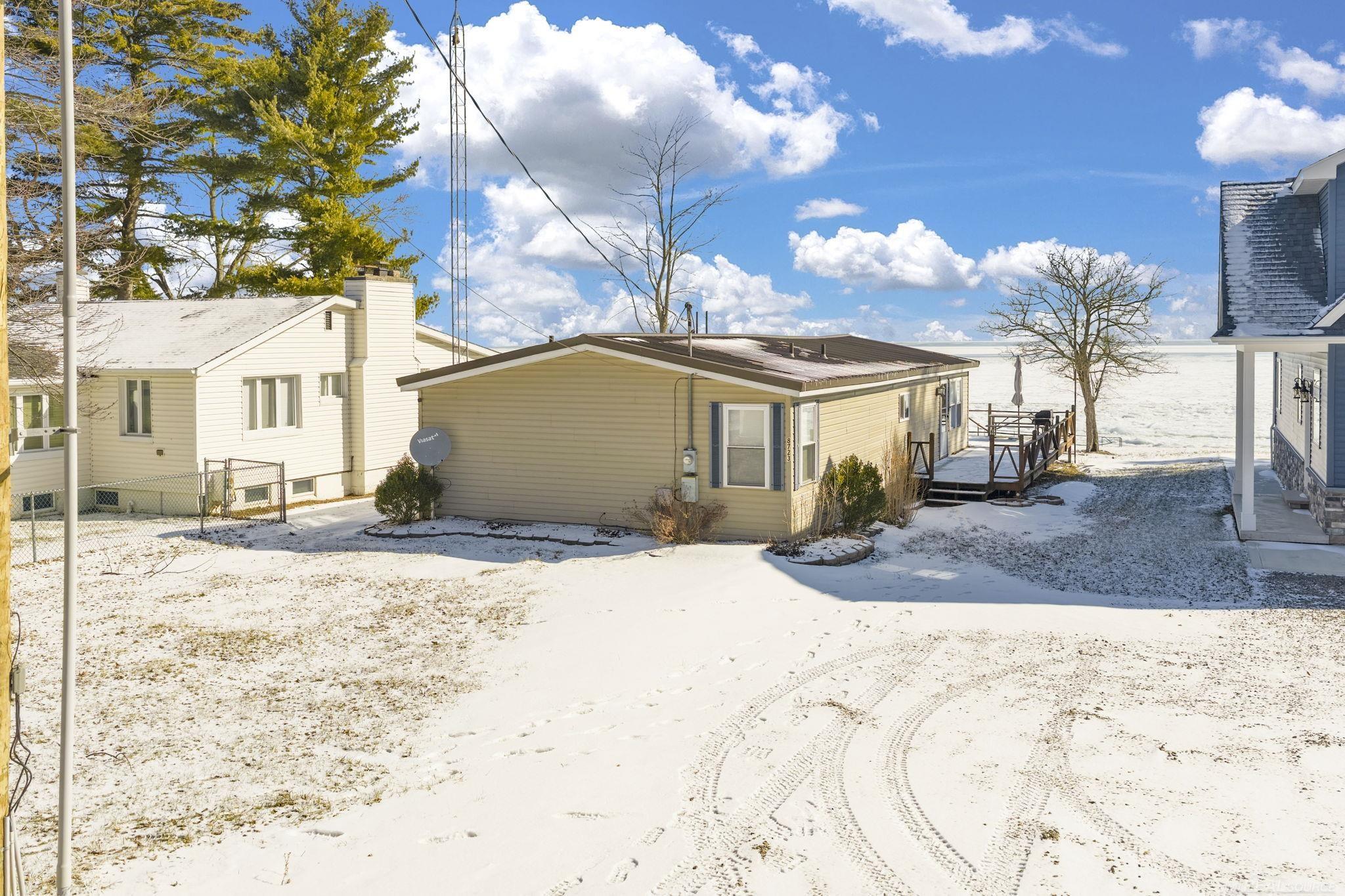 8723 Lakeshore Road, Lexington MI 48450 photo 1
