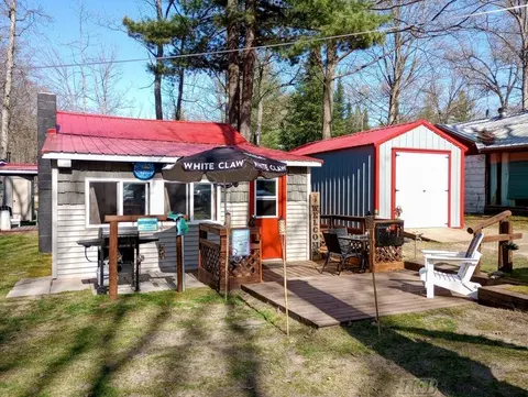 5330 Ruth Street, Gladwin MI 48624 photo 1