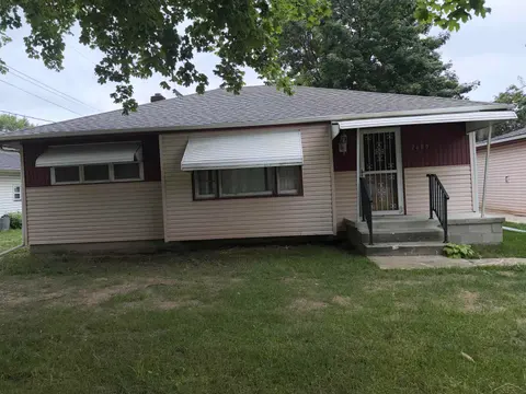 2609 S Outer Drive Drive, Saginaw MI 48601 home for sale