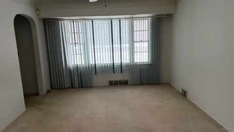 2609 S Outer Drive Drive, Saginaw MI 48601 photo 5
