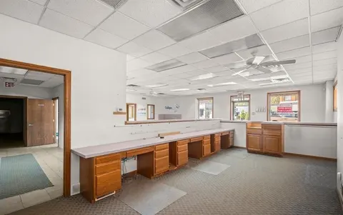 801 W Main Street, Owosso MI 48867 photo 5