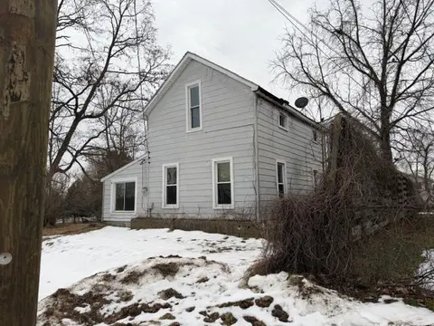 293 Birch Street, Harrison MI 48625 photo 2