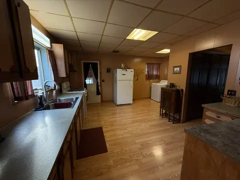 1112 Michigan Avenue, Bay City MI 48708 photo 4