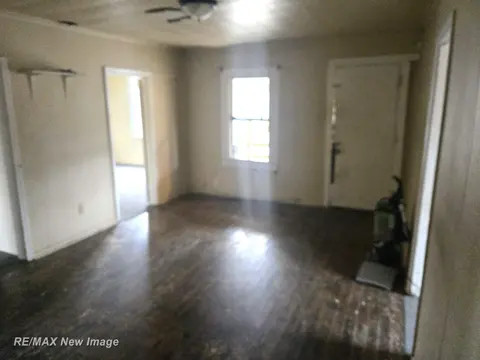 712 S Porter Street, Saginaw MI 48602 photo 4