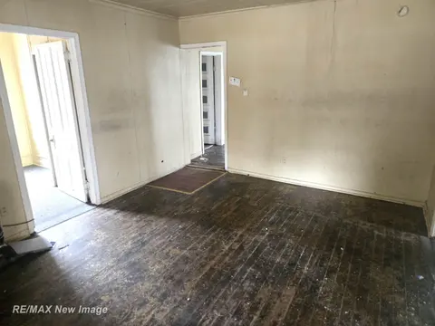 712 S Porter Street, Saginaw MI 48602 photo 5