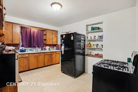 2002 Marquette Street, Saginaw MI 48602 photo 4