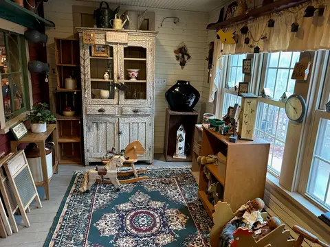 5454 Main Street, Lexington MI 48450 photo 3