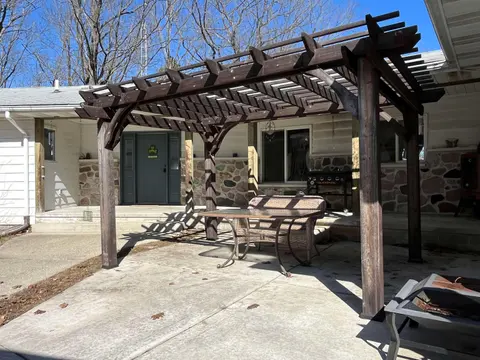 3265 Bischoff Road, Harrison MI 48625 photo 2