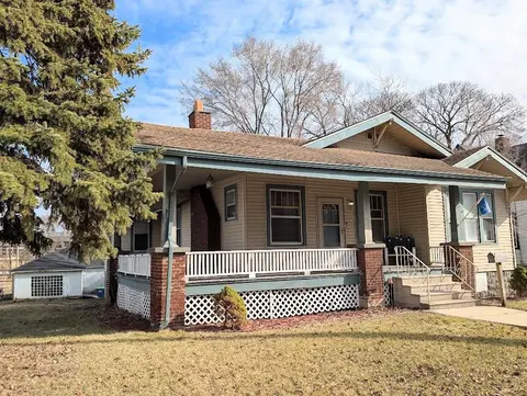 110 Marquette Street, Bay City MI 48706 photo 3