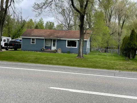 4662 W Isabella Road, Shepherd MI 48883 photo 2