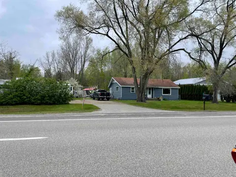 4662 W Isabella Road, Shepherd MI 48883 photo 4