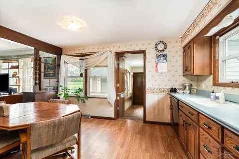 2430 S 4 Mile Road, Kawkawlin MI 48631 photo 4