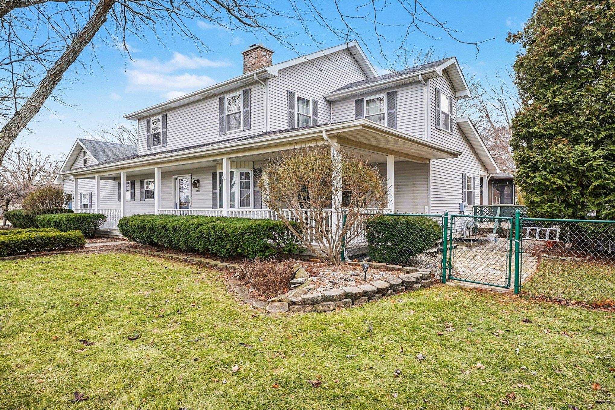 1415 W Nebobish Road, Essexville MI 48732 photo 1