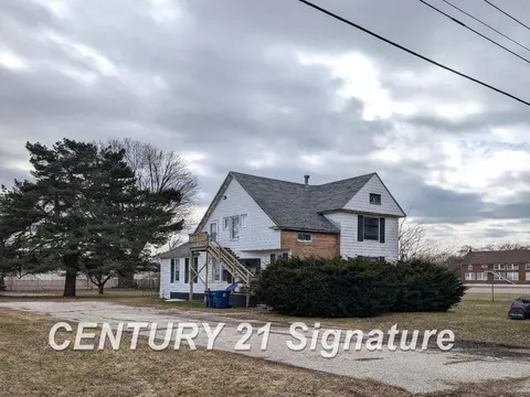 812 Sanderson Street, Saint Charles MI 48655 multi-family property for sale