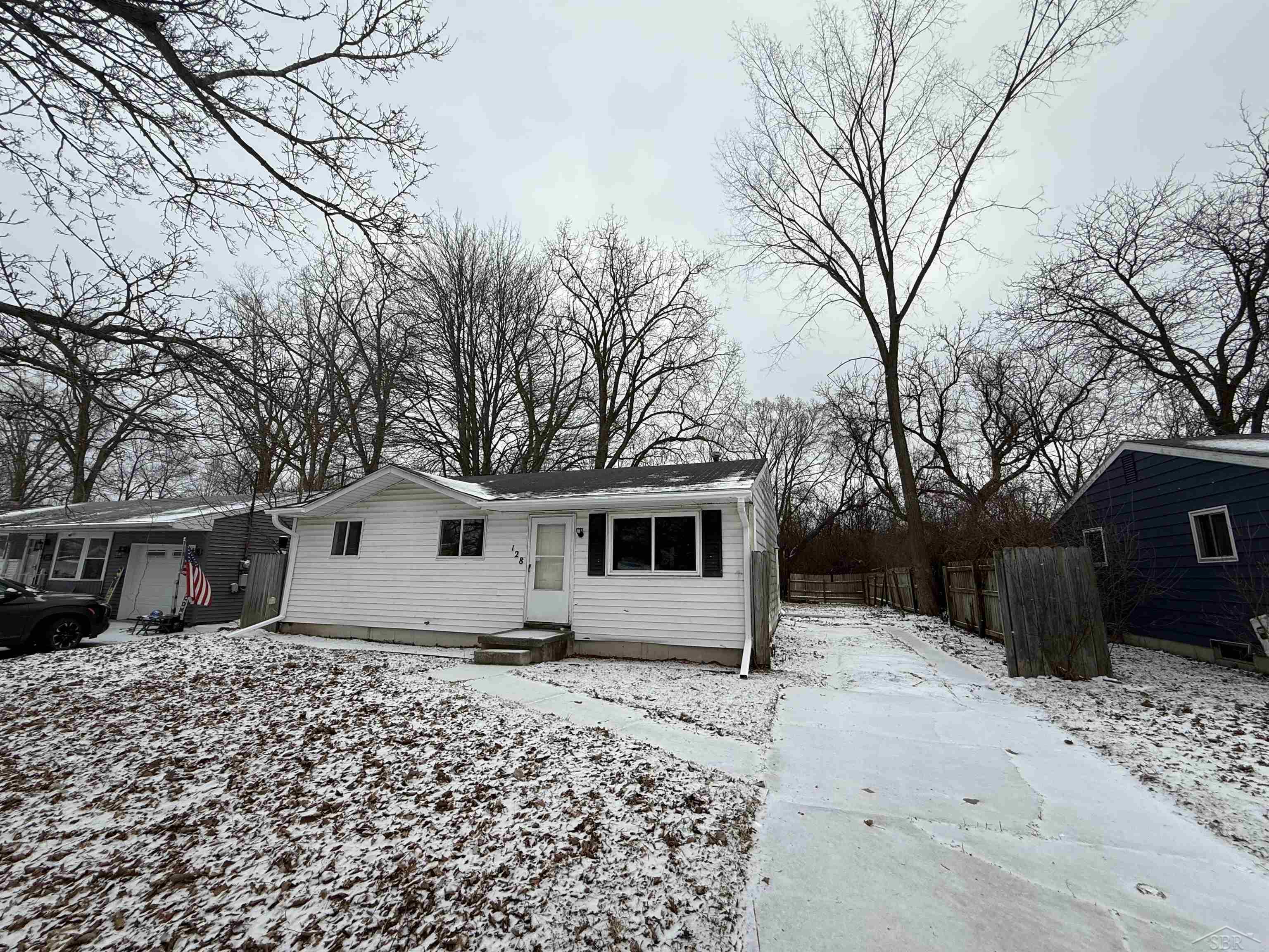 128 Woodward Street, Saginaw MI 48601 photo 1