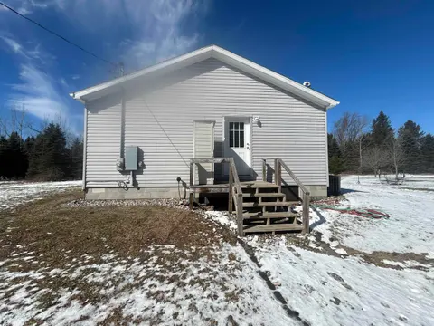 1712 Mt. Forest Road, Pinconning MI 48650 photo 4