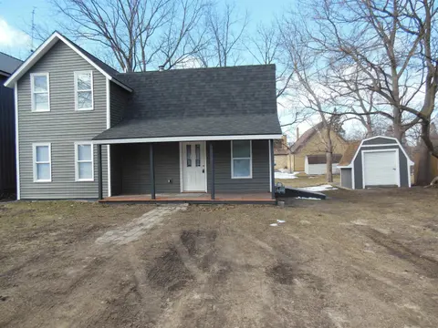 265 E Oak Street, Harrison MI 48625 photo 1
