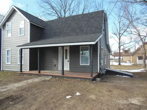 265 E Oak Street, Harrison MI 48625 photo 3