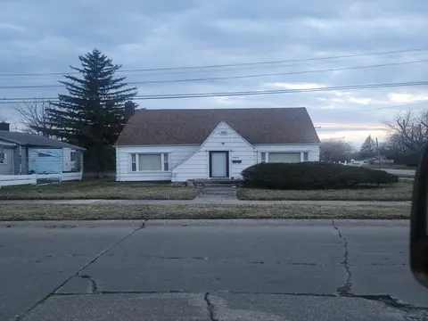 2103 Lynnwood Avenue, Saginaw MI 48601 photo 1