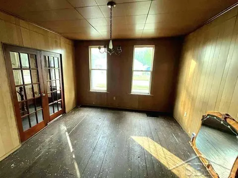 616 N Oakley Street, Saginaw MI 48602 photo 5