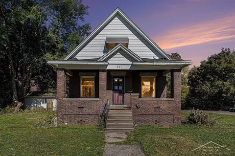 521 Birch Street, Saginaw MI 48601 photo 2