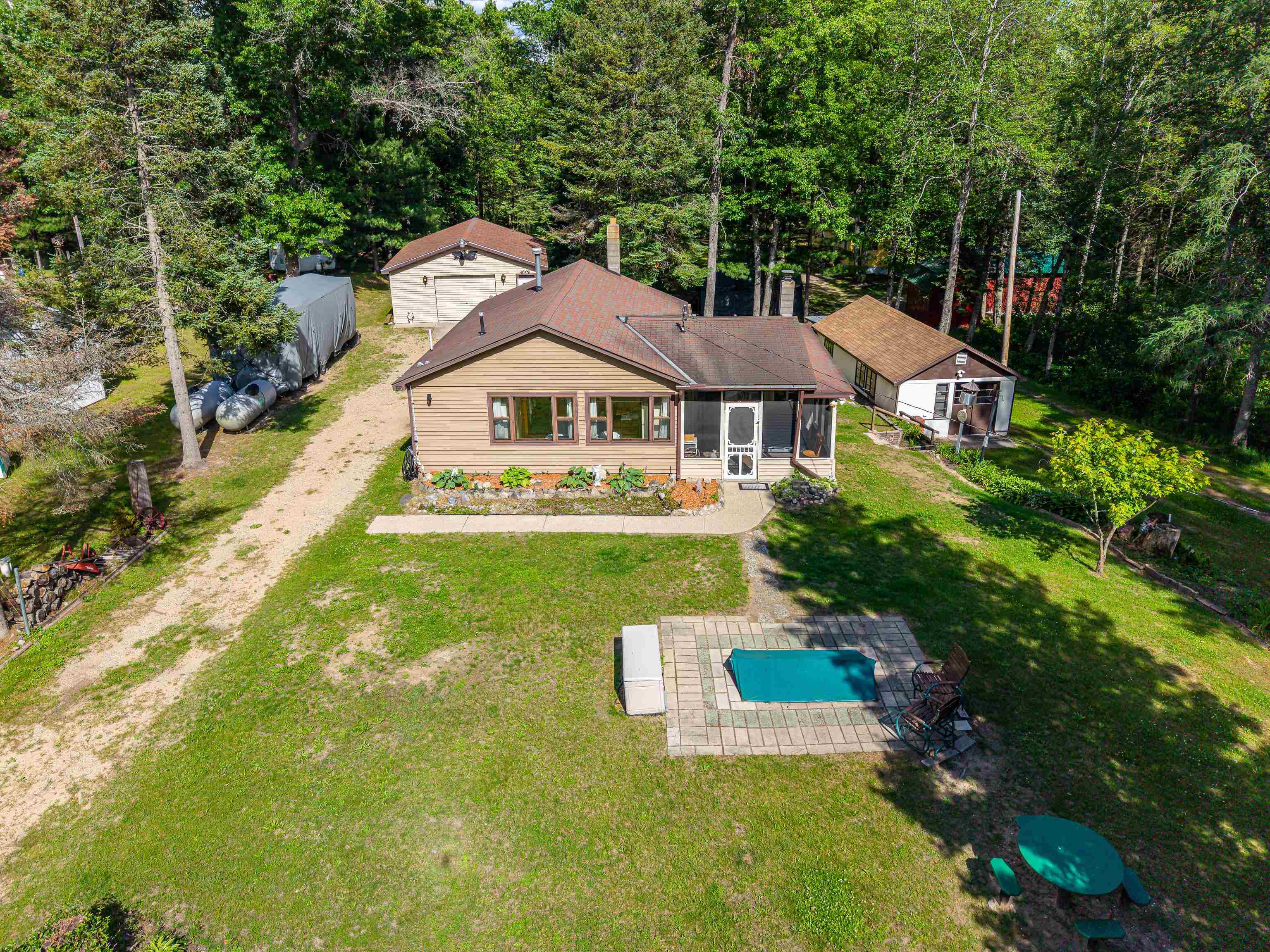 10262 Anger Road, Harrison MI 48625 photo 1