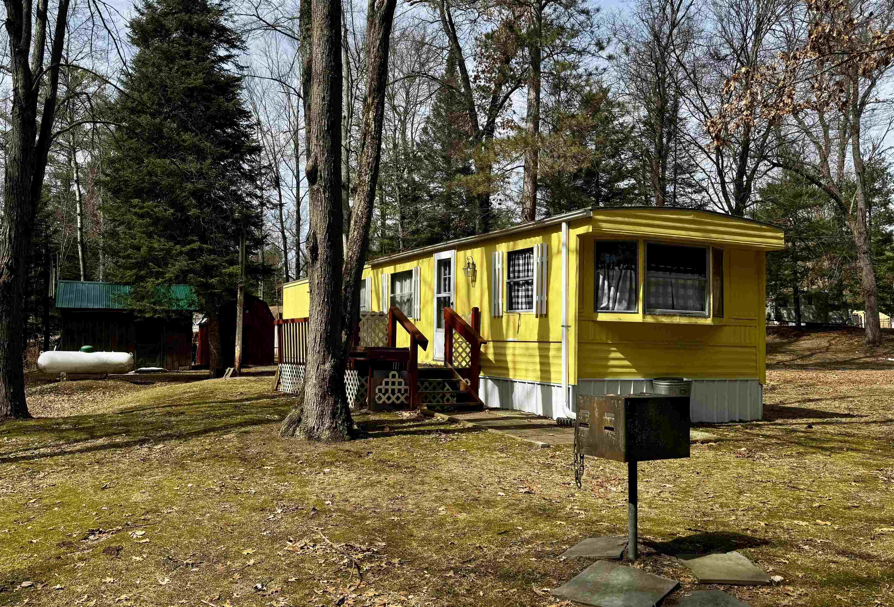 10258 Anger Road, Harrison MI 48625 photo 1