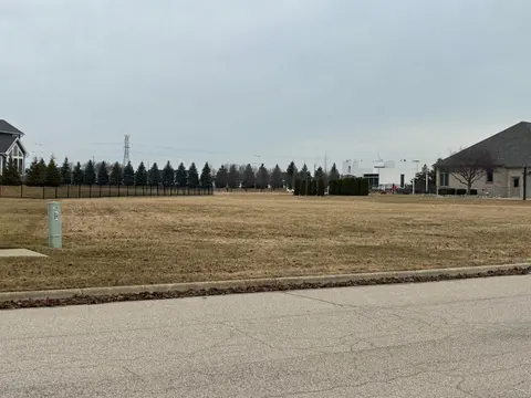 1108 Carrie Lynn Drive, Bay City MI 48706 photo 2