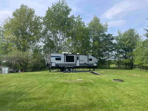 1962 Linksview Way Street, Gladwin MI 48624 photo 1