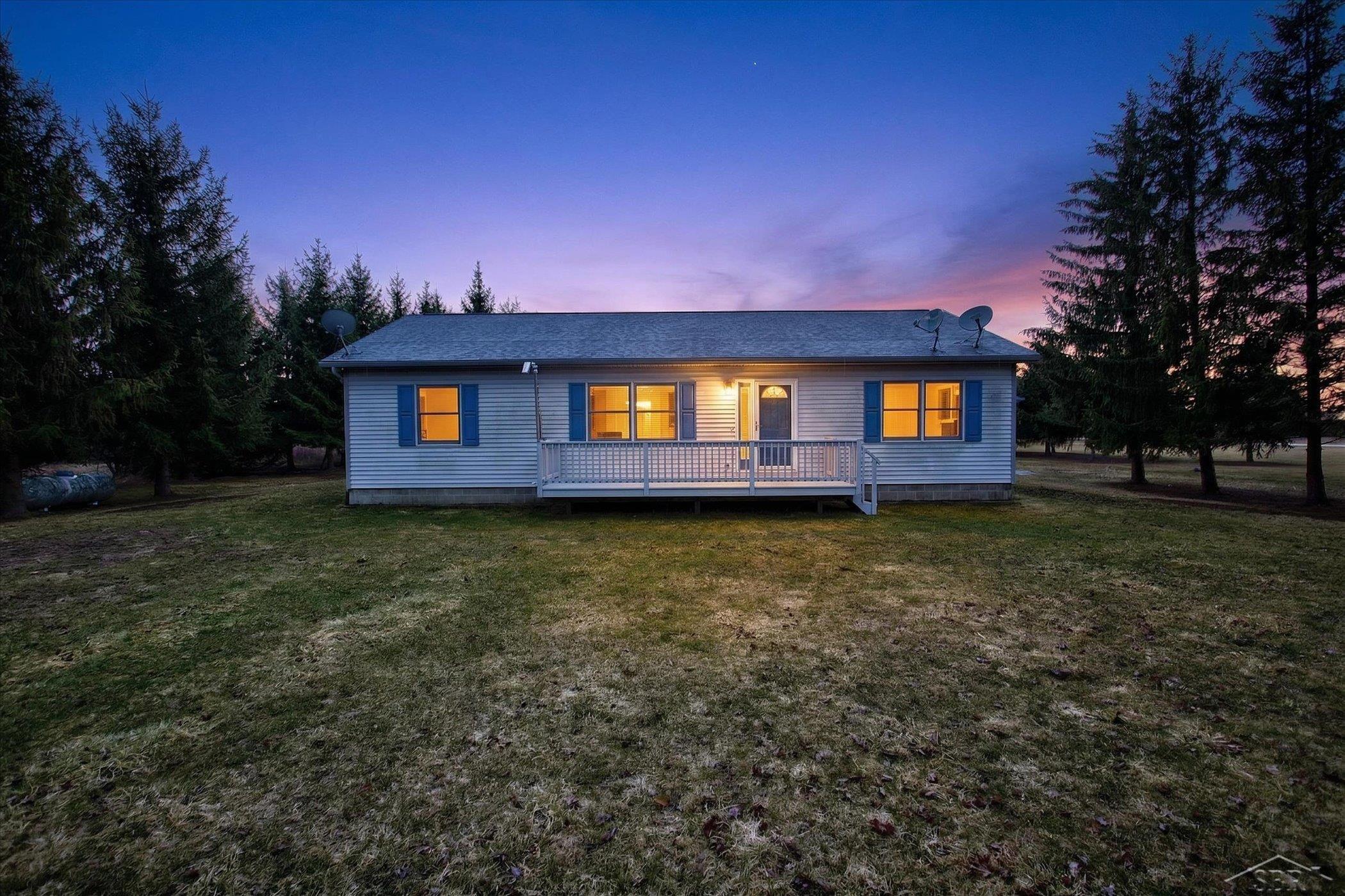 9280 N Lakeshore Road, Port Austin MI 48467 photo 1