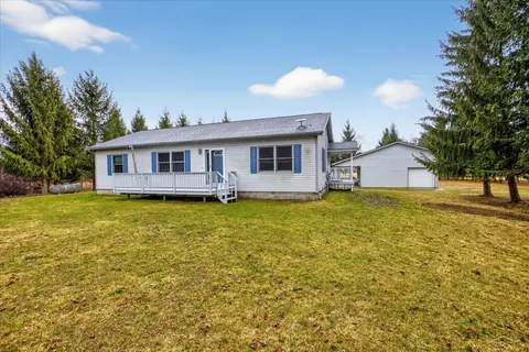 9280 N Lakeshore Road, Port Austin MI 48467 photo 2